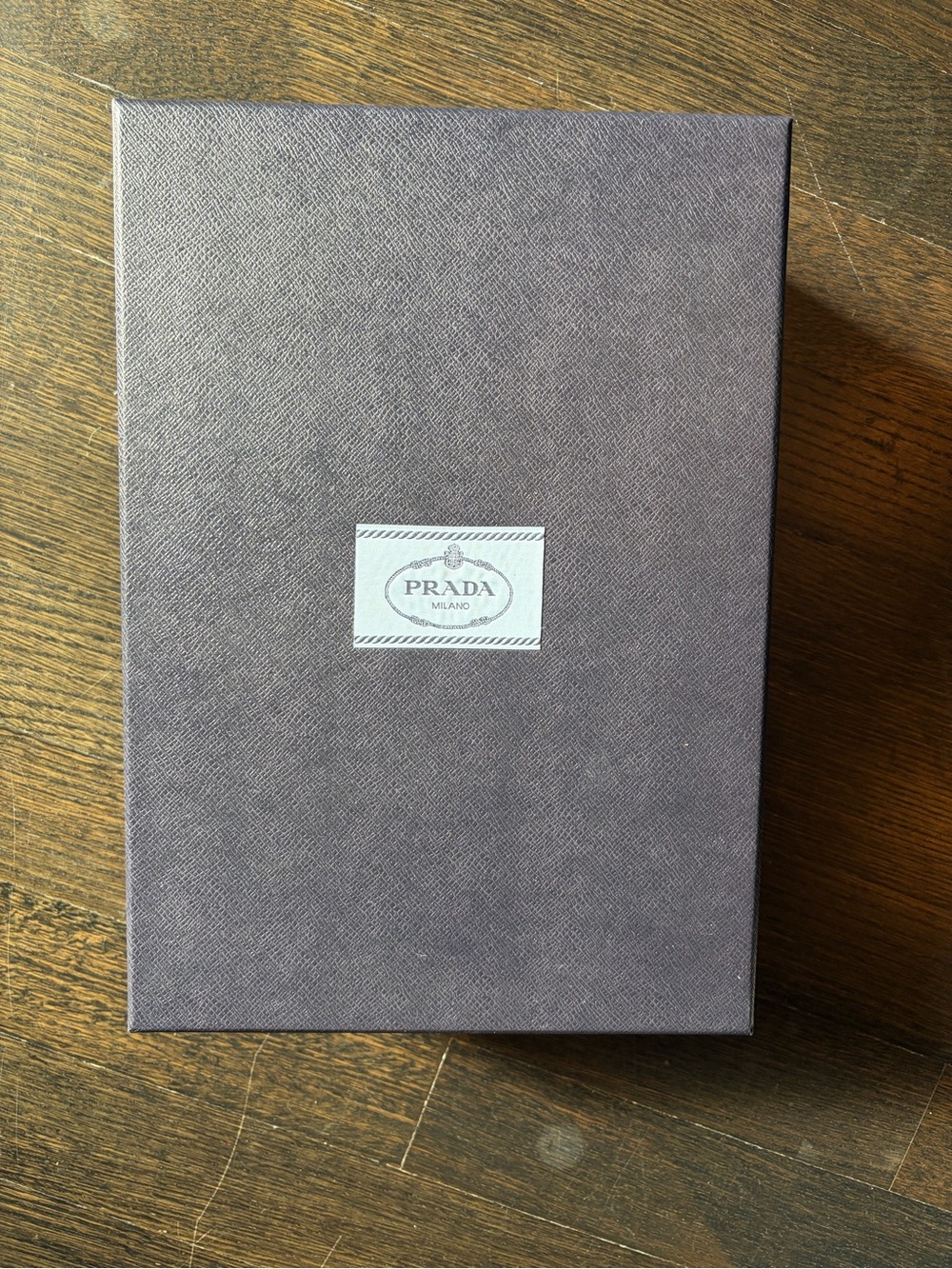 Prada Box - Picture 2 of 2